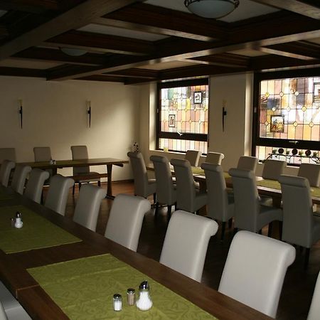 Bruchköbel Hotel Restaurant Zum Schwanen מראה חיצוני תמונה