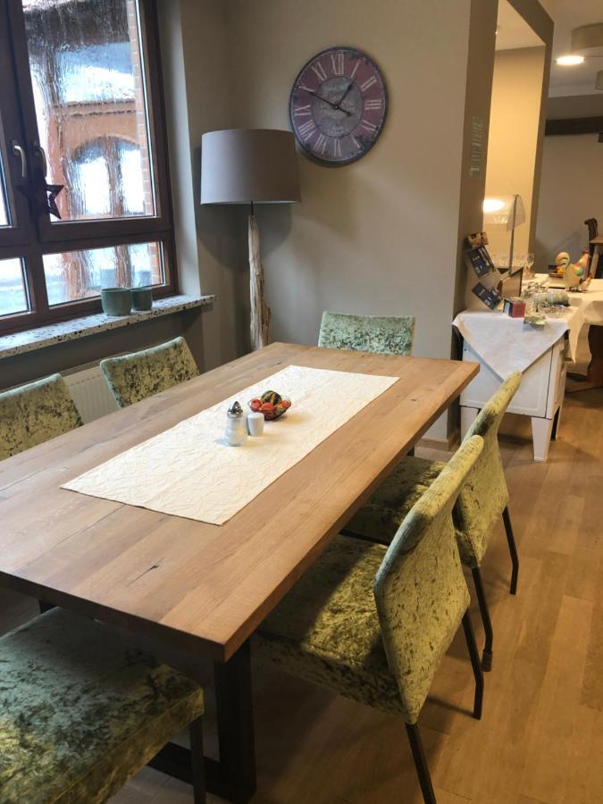 Bruchköbel Hotel Restaurant Zum Schwanen מראה חיצוני תמונה
